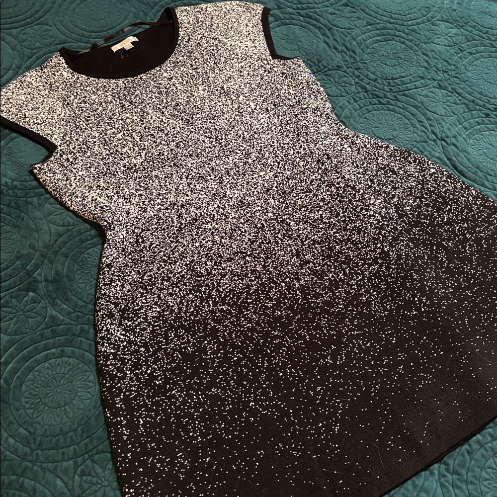 Eileen Fisher Black and White Patterned Top
